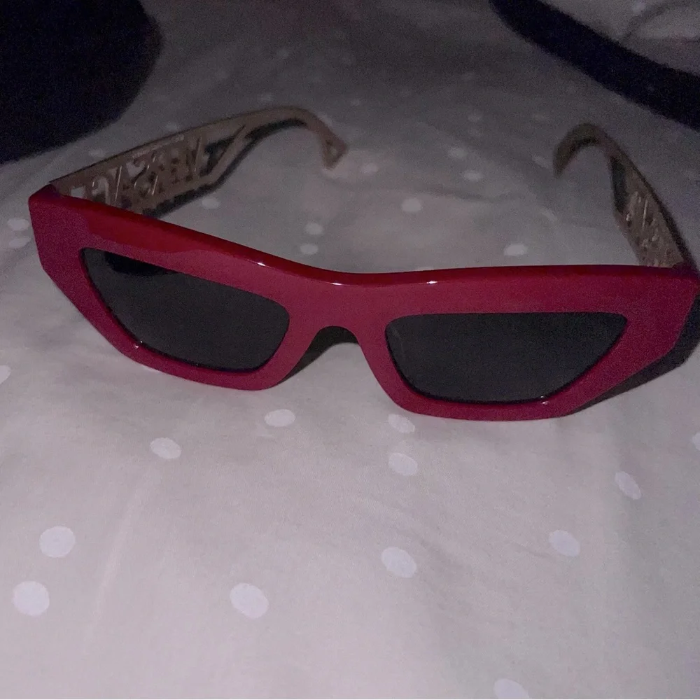 Versace Red Sunglasses VE4432U – Bold Designer Shades - Picture 6 of 16